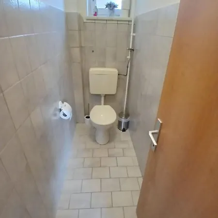 Peaceful Garden House In Apartment Villach