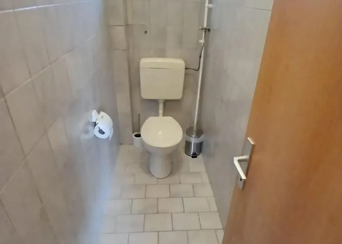 Peaceful Garden House In Apartamento Villach